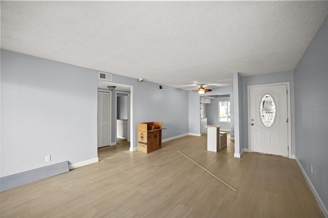 358 MOORINGS COVE DRIVE 4B, Tarpon Springs, FL 34689