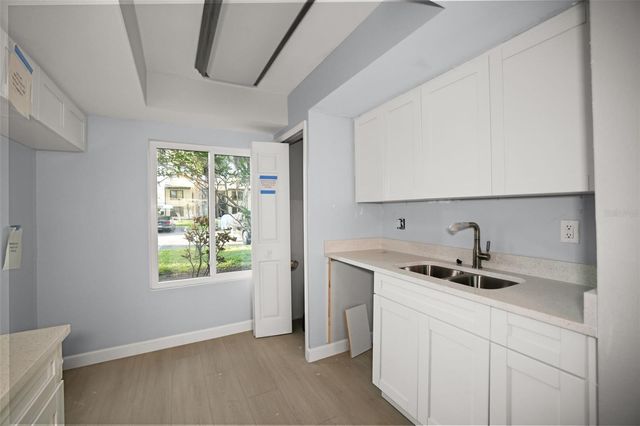 358 MOORINGS COVE DRIVE 4B, Tarpon Springs, FL 34689