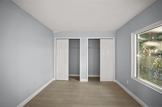 358 MOORINGS COVE DRIVE 4B, Tarpon Springs, FL 34689