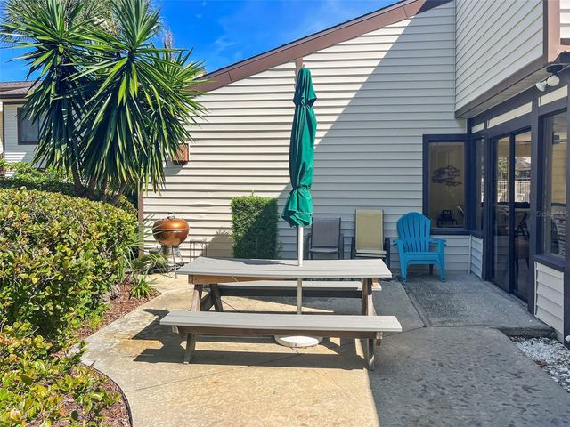 358 MOORINGS COVE DRIVE 4B, Tarpon Springs, FL 34689