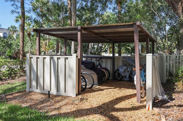 358 MOORINGS COVE DRIVE 4B, Tarpon Springs, FL 34689