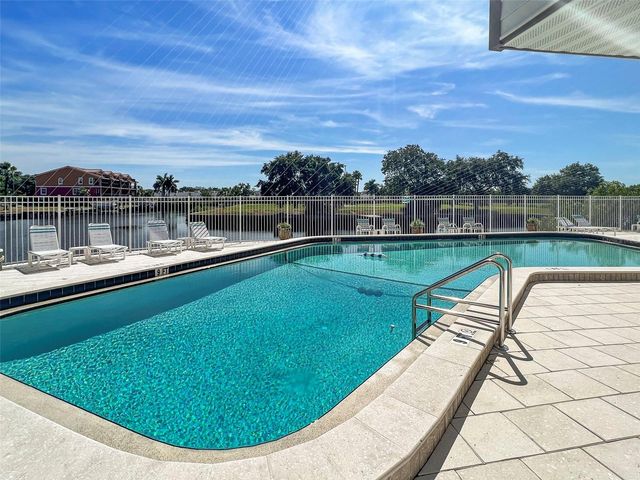 358 MOORINGS COVE DRIVE 4B, Tarpon Springs, FL 34689