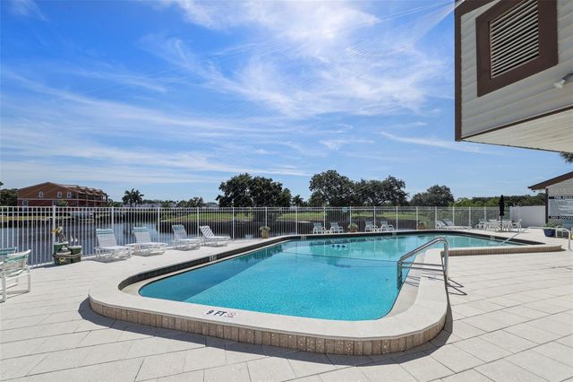 358 MOORINGS COVE DRIVE 4B, Tarpon Springs, FL 34689
