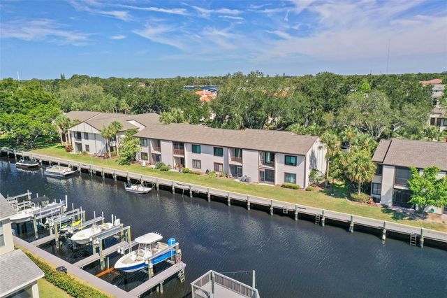 358 MOORINGS COVE DRIVE 4B, Tarpon Springs, FL 34689