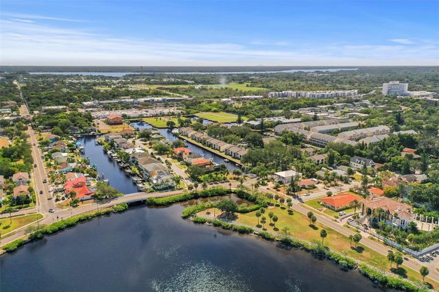 358 MOORINGS COVE DRIVE 4B, Tarpon Springs, FL 34689