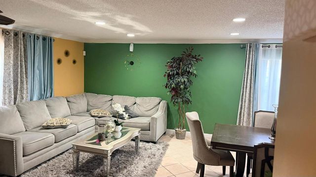 6724 Country Winds Cove, Lake Worth, FL 33463