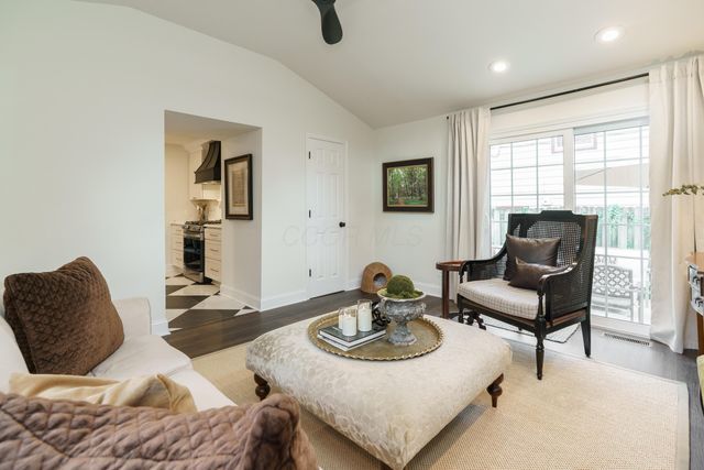 421 Richards Road, Columbus, OH 43214