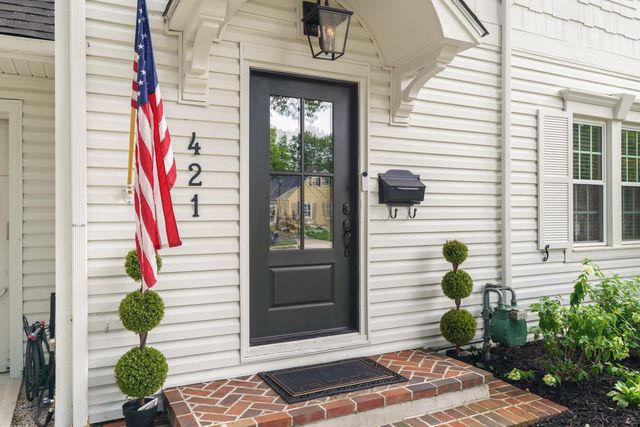 421 Richards Road, Columbus, OH 43214