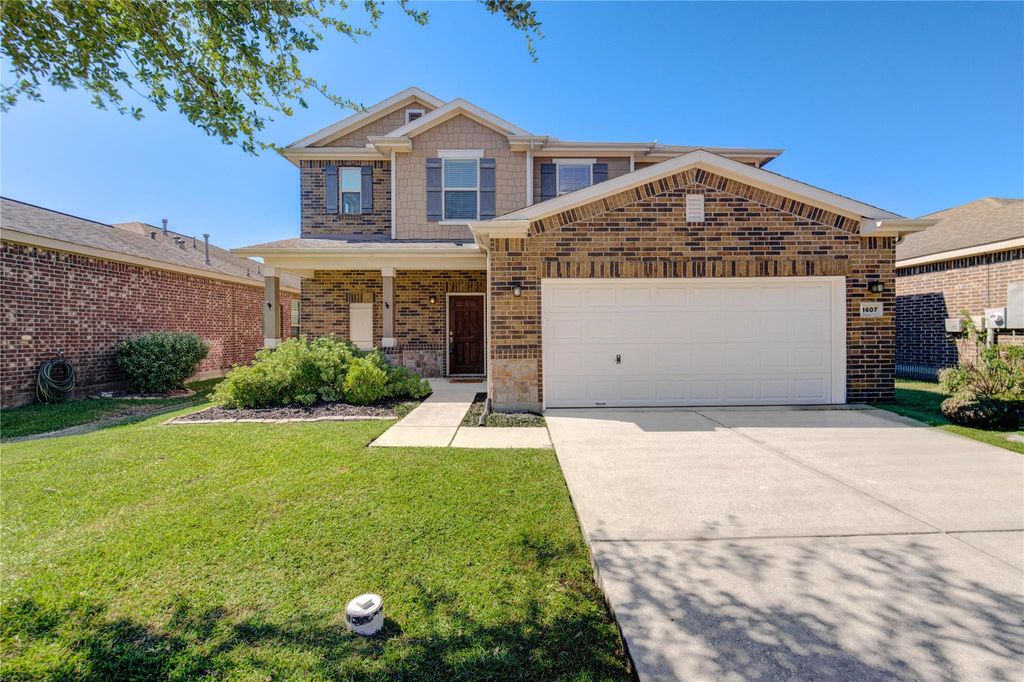 1607 Bel Riposo Lane, League City, TX 77573