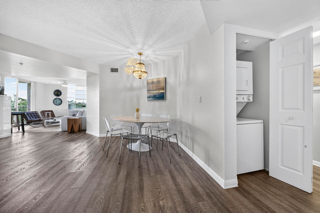 520 SE 5th Ave 2211, Fort Lauderdale, FL 33301