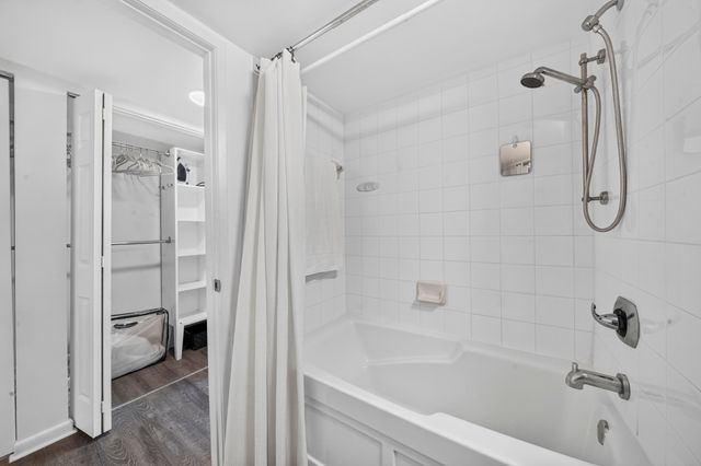 520 SE 5th Ave 2211, Fort Lauderdale, FL 33301