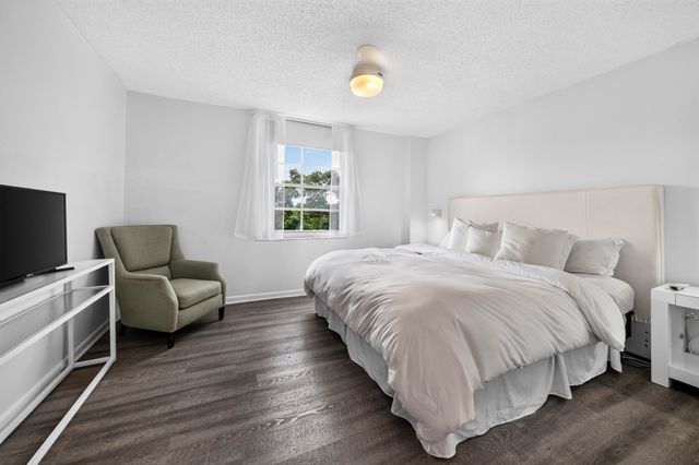520 SE 5th Ave 2211, Fort Lauderdale, FL 33301