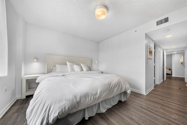 520 SE 5th Ave 2211, Fort Lauderdale, FL 33301