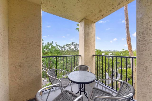 520 SE 5th Ave 2211, Fort Lauderdale, FL 33301