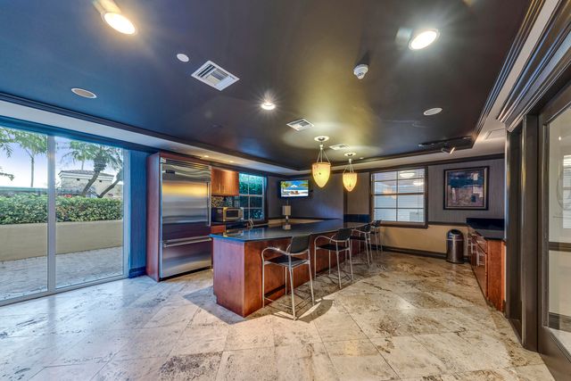 520 SE 5th Ave 2211, Fort Lauderdale, FL 33301