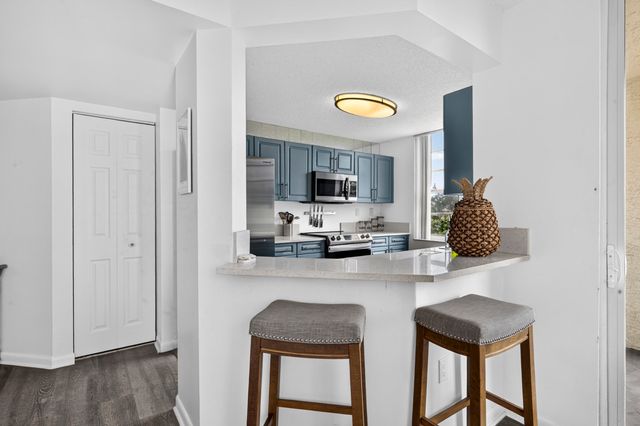 520 SE 5th Ave 2211, Fort Lauderdale, FL 33301
