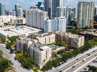 520 SE 5th Ave 2211, Fort Lauderdale, FL 33301