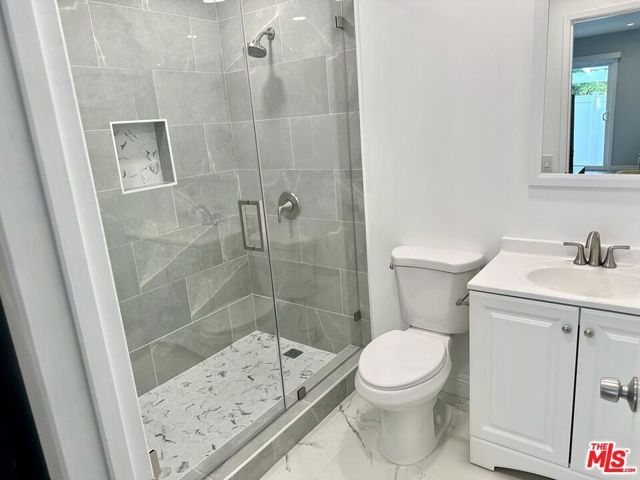 6451 Lubao Avenue, Los Angeles, CA 91367