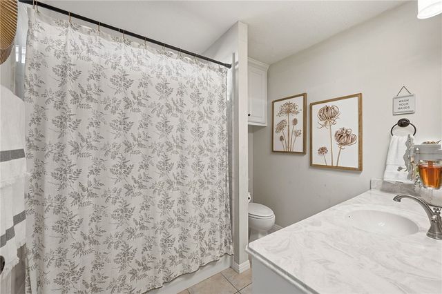 5203 Draycott Court, Bryan, TX 77802