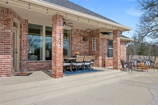 5203 Draycott Court, Bryan, TX 77802