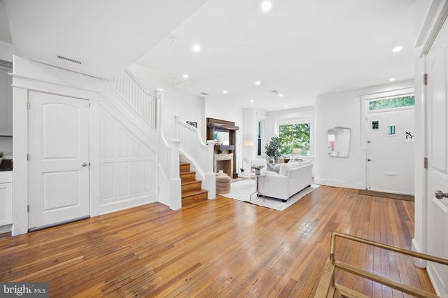 1112 MONROE ST NW, Washington, DC 20010