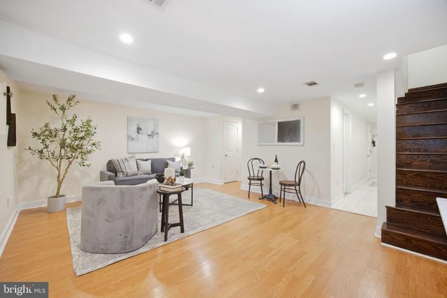 1112 MONROE ST NW, Washington, DC 20010