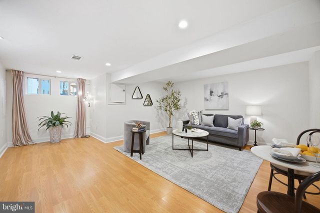 1112 MONROE ST NW, Washington, DC 20010