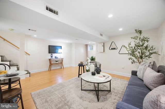 1112 MONROE ST NW, Washington, DC 20010