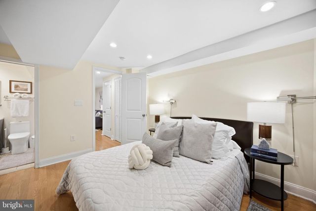 1112 MONROE ST NW, Washington, DC 20010