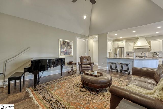 813 Grande Dunes Way, Inman, SC 29349