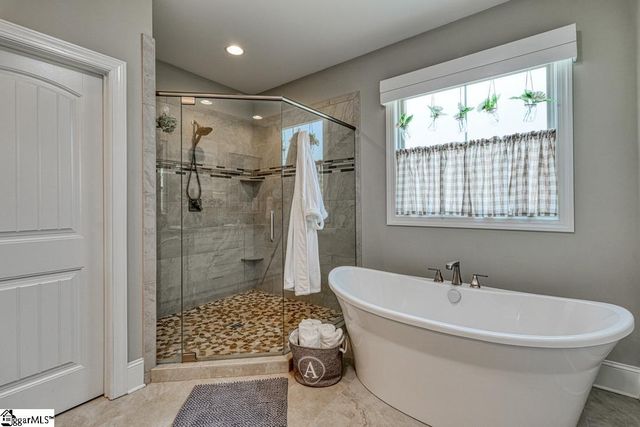 813 Grande Dunes Way, Inman, SC 29349