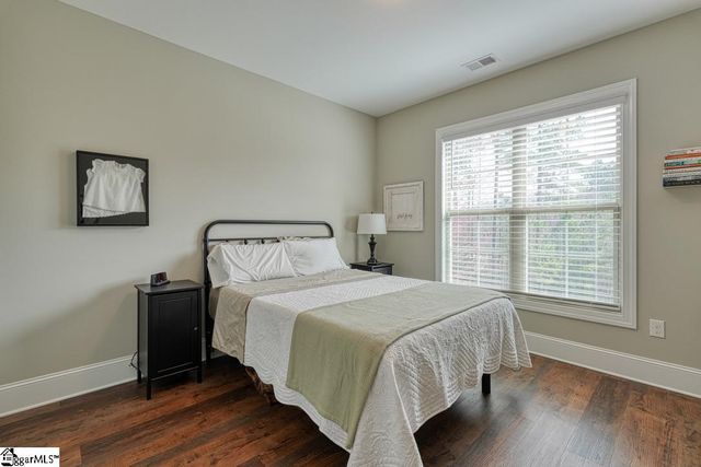 813 Grande Dunes Way, Inman, SC 29349