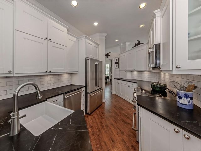 228 VESTAVIA DRIVE, Venice, FL 34292