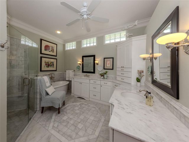 228 VESTAVIA DRIVE, Venice, FL 34292