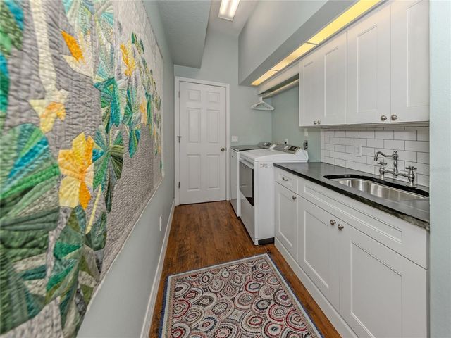228 VESTAVIA DRIVE, Venice, FL 34292