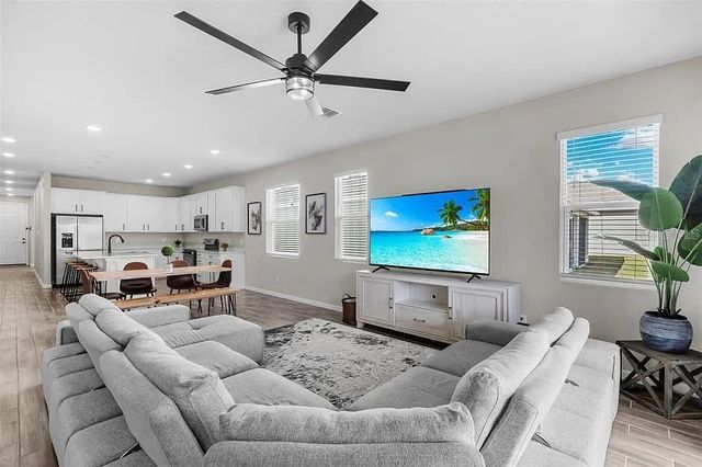 10157 SPRING LAKE DRIVE, Clermont, FL 34711
