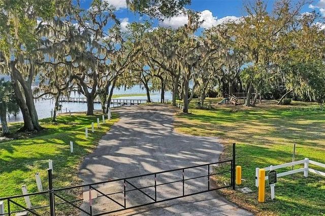 10157 SPRING LAKE DRIVE, Clermont, FL 34711
