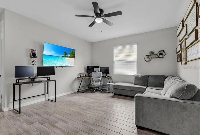 10157 SPRING LAKE DRIVE, Clermont, FL 34711