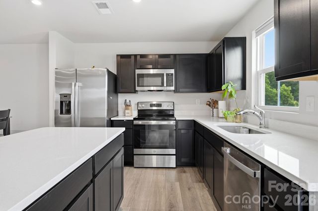 4101 Wild Ridge Drive, Charlotte, NC 28215