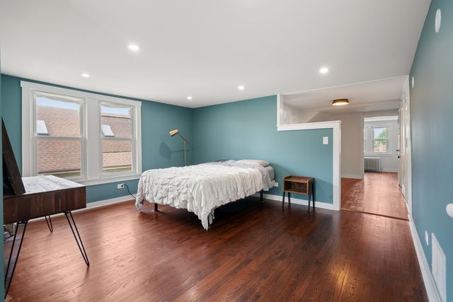 2605 N Oak Park Avenue, Chicago, IL 60707