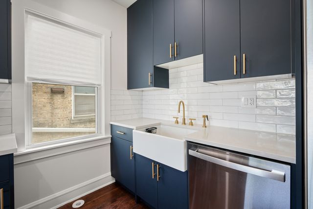 2605 N Oak Park Avenue, Chicago, IL 60707