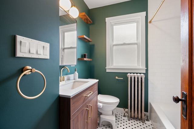 2605 N Oak Park Avenue, Chicago, IL 60707