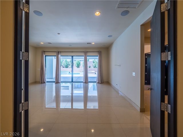 7447 Yonie Court, Las Vegas, NV 89117