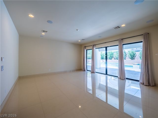 7447 Yonie Court, Las Vegas, NV 89117