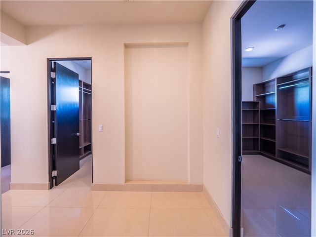 7447 Yonie Court, Las Vegas, NV 89117
