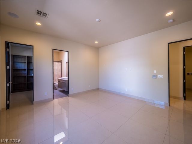 7447 Yonie Court, Las Vegas, NV 89117