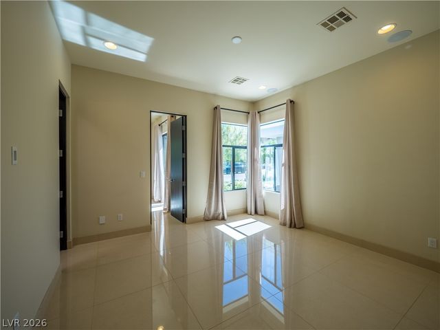 7447 Yonie Court, Las Vegas, NV 89117