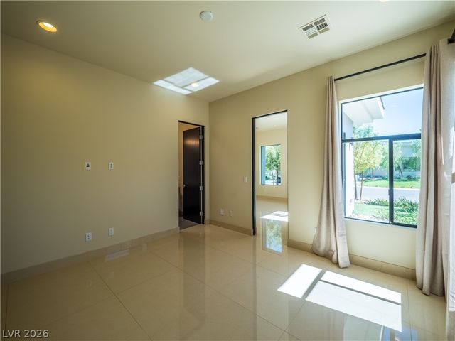 7447 Yonie Court, Las Vegas, NV 89117