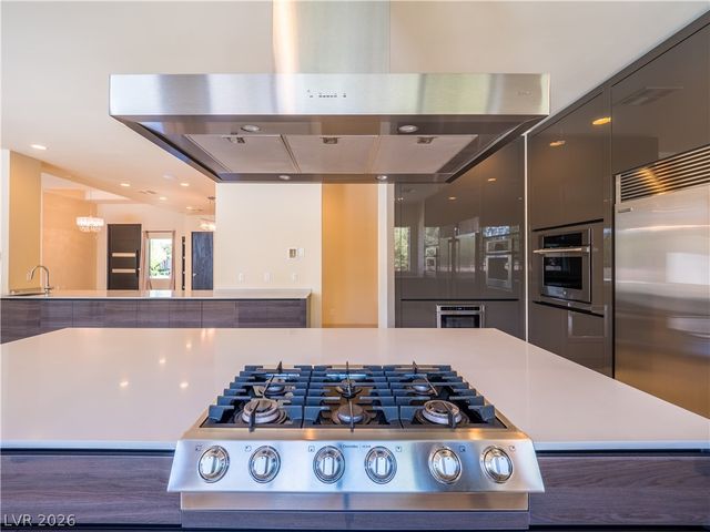 7447 Yonie Court, Las Vegas, NV 89117