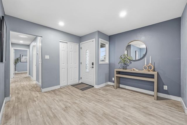 2427 Holland Street, San Mateo, CA 94403